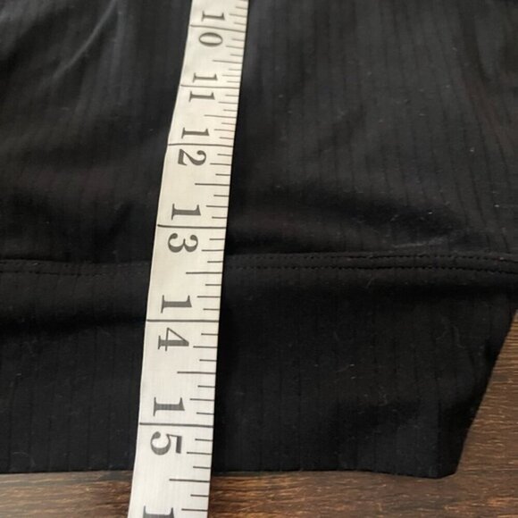 Aerie OFFLINE By Aerie Real Me Henley Crop Tee in black size large - Picture 8 of 9